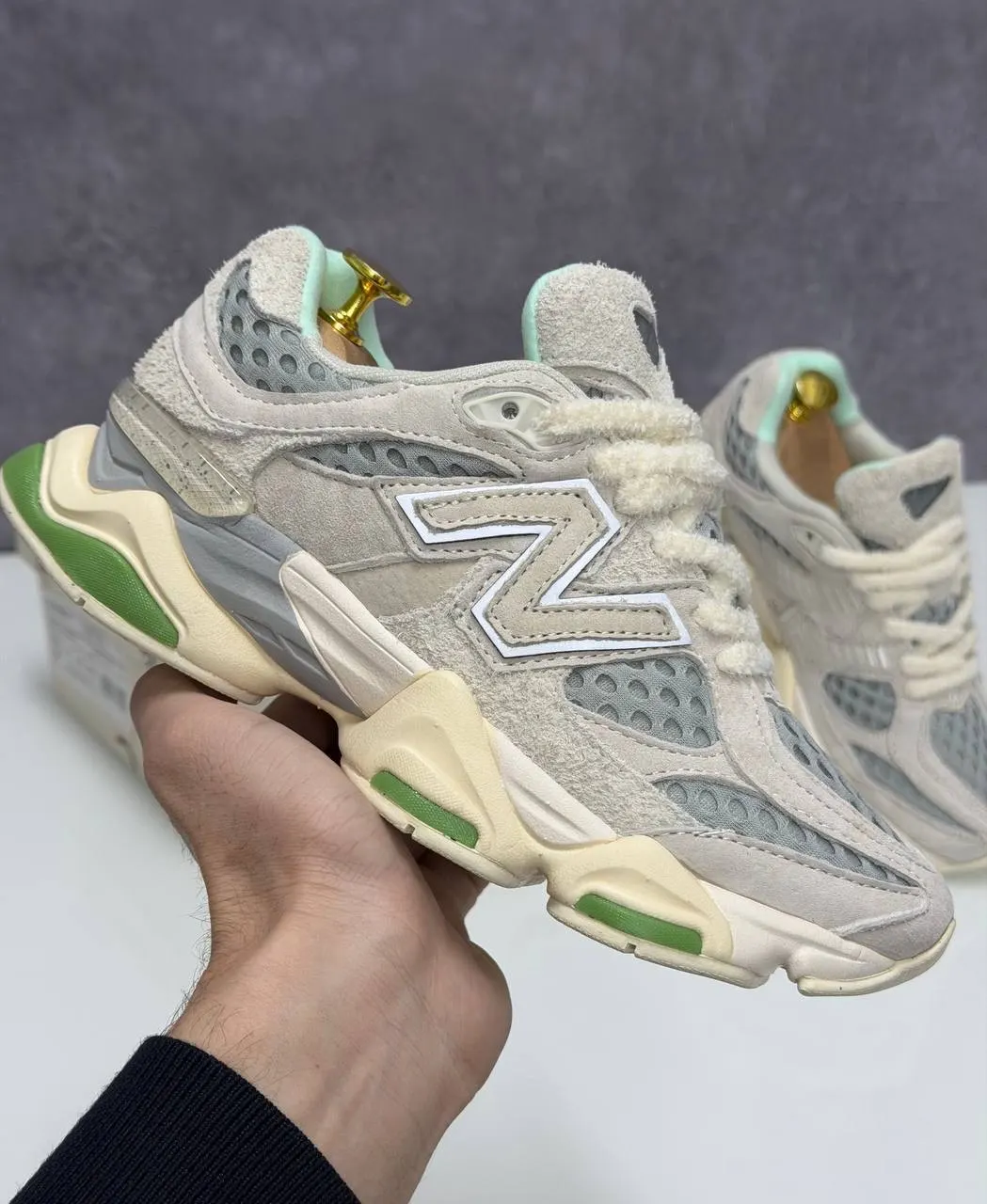 New Balance 9060