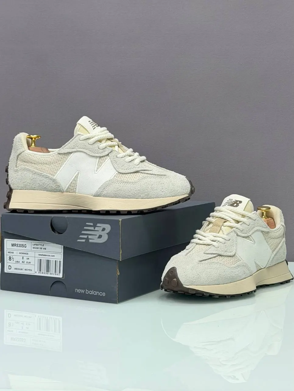 New Balance 327