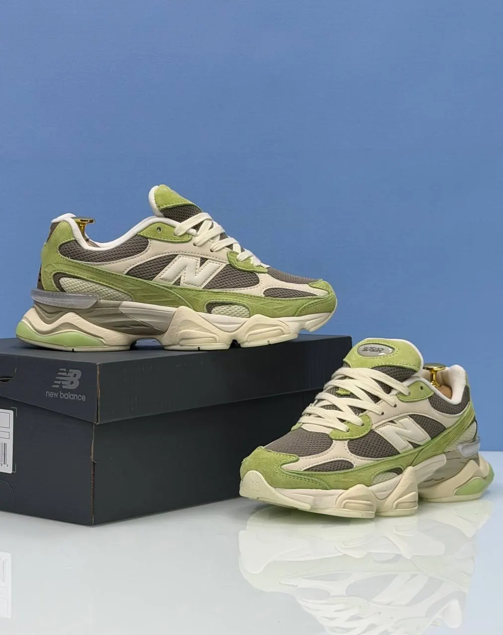 New Balance 9060