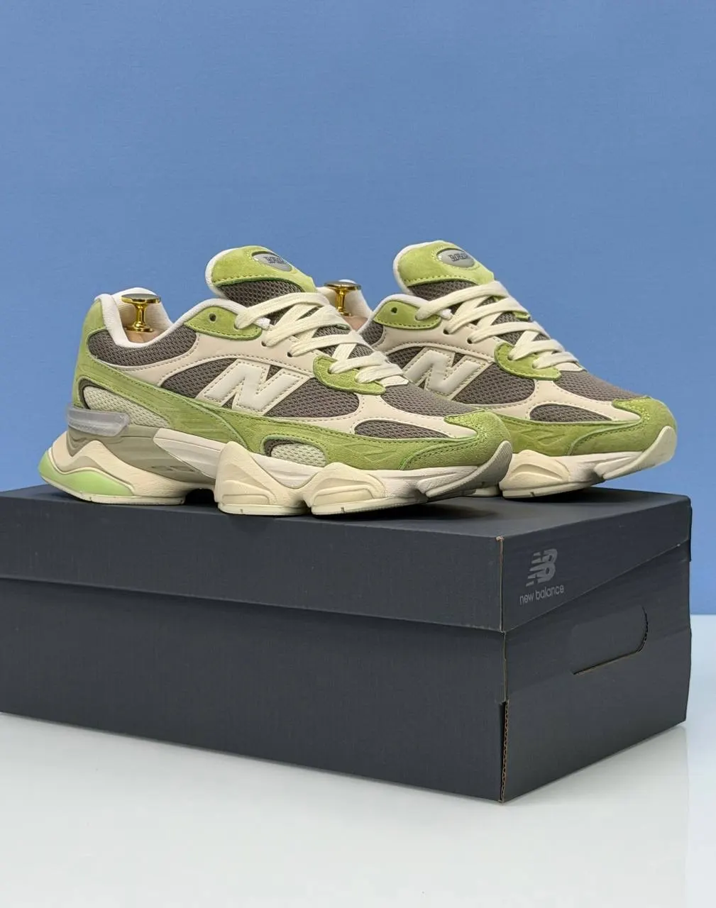 New Balance 9060