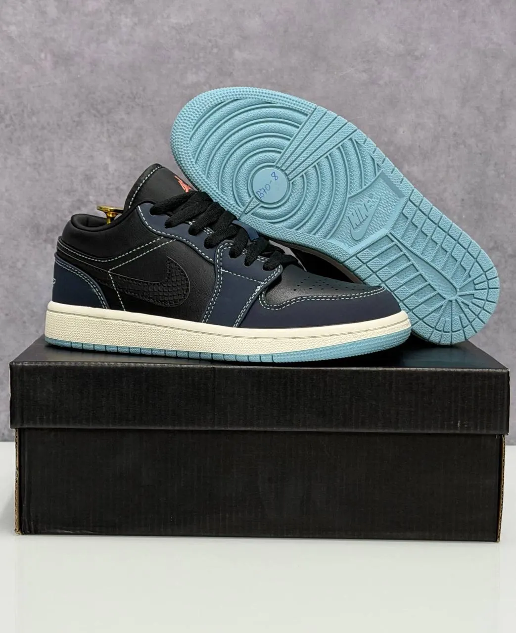 Jordan Air Jordan 1 Low SE