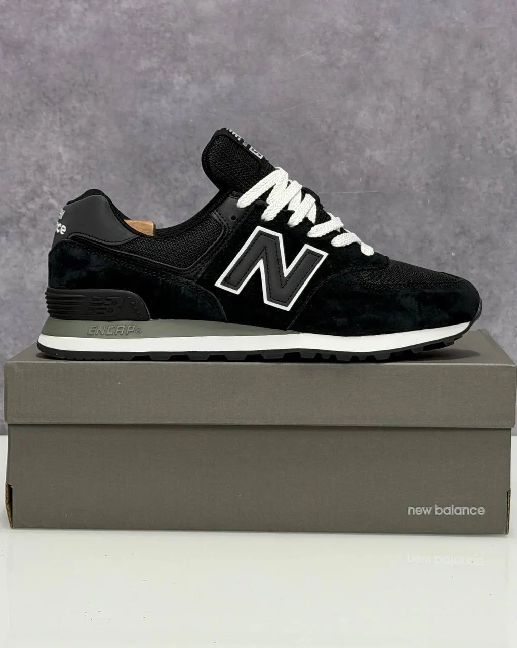 New Balance 574
