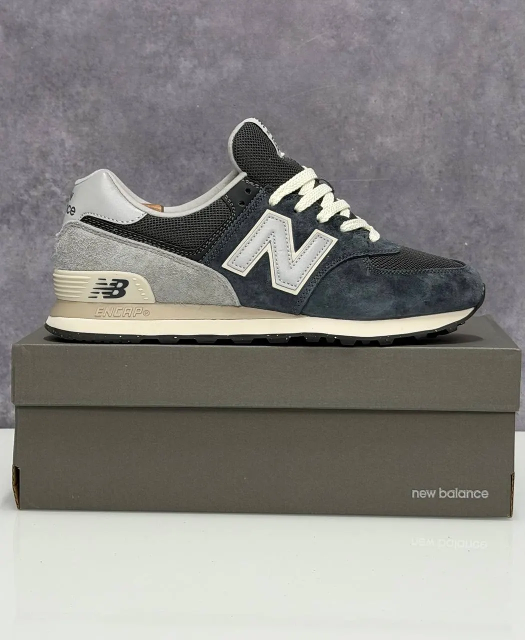 New Balance 574