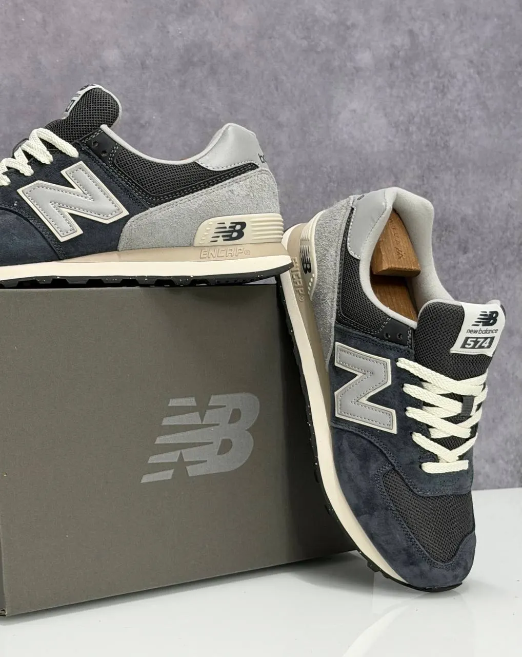 New Balance 574