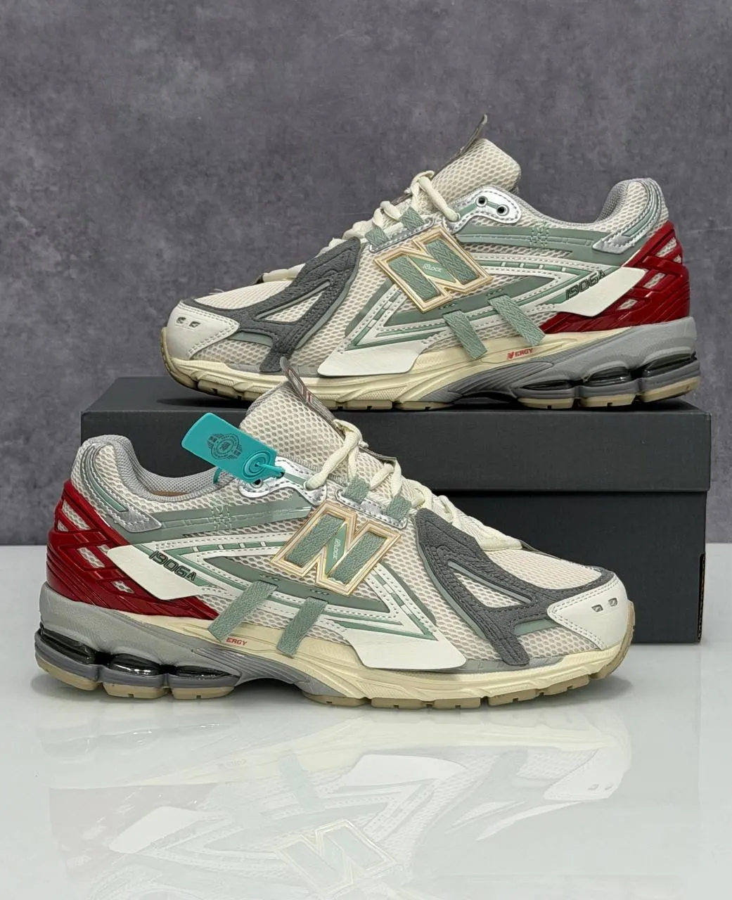 New Balance 1906A