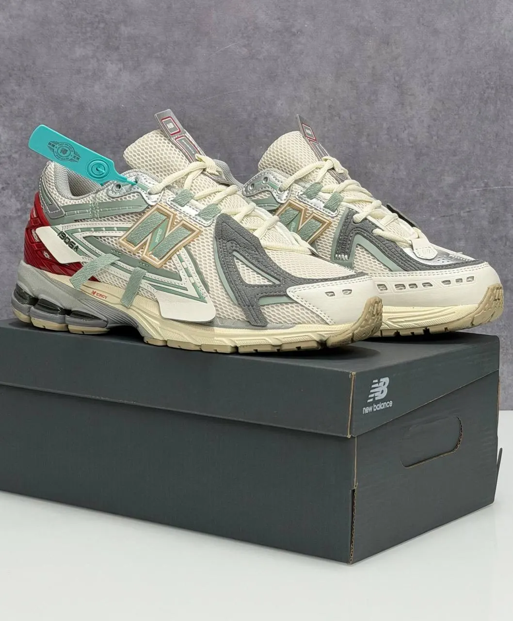 New Balance 1906A