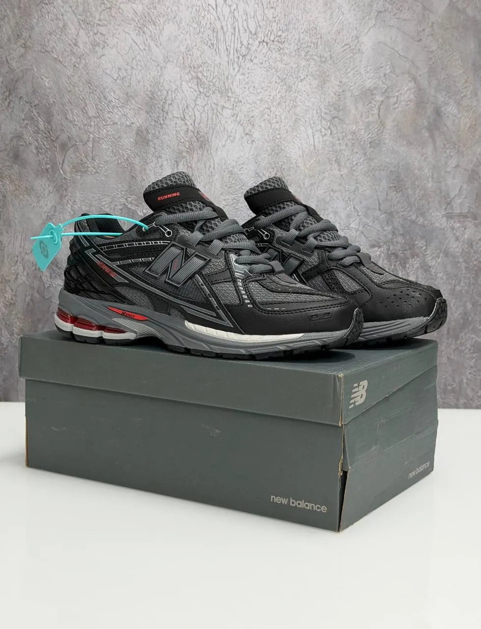 New Balance 1906U