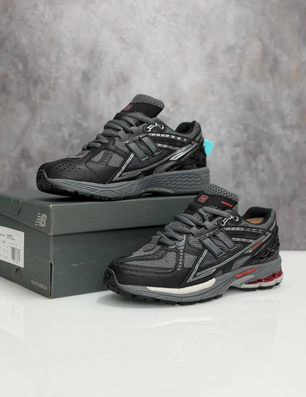 New Balance 1906U