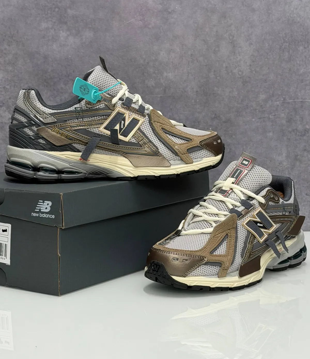New Balance 1906A