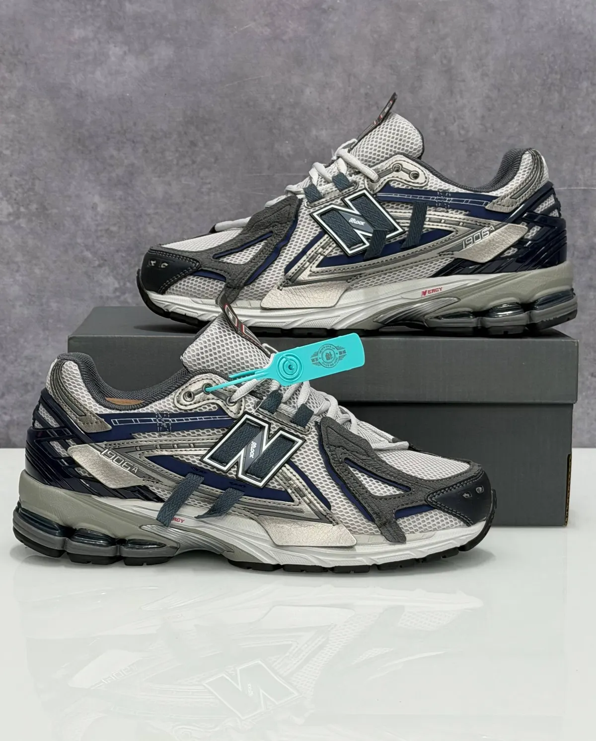 New Balance 1906A