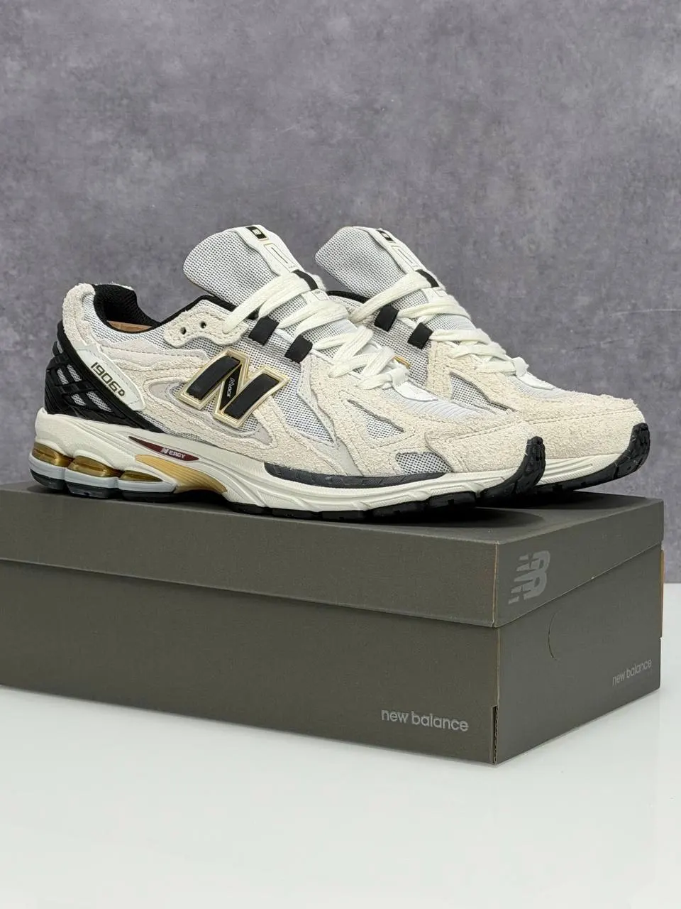 New Balance 1906D
