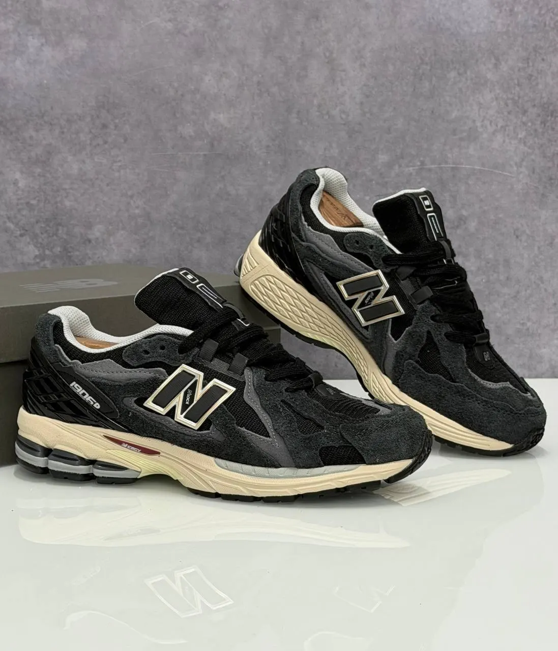 New Balance 1906D