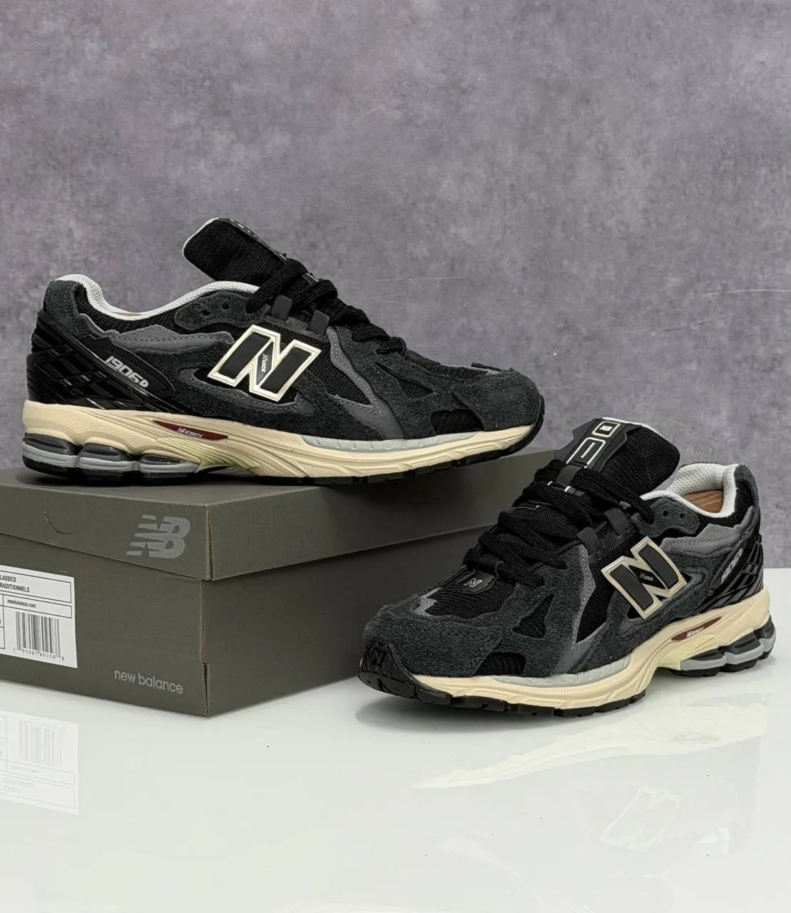 New Balance 1906D