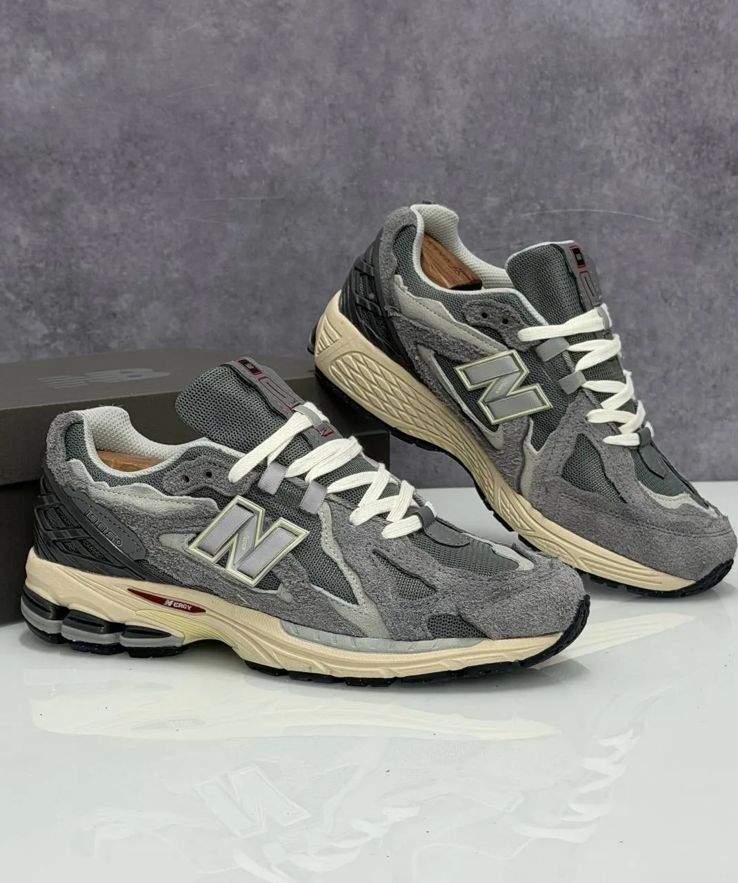 New Balance 1906D
