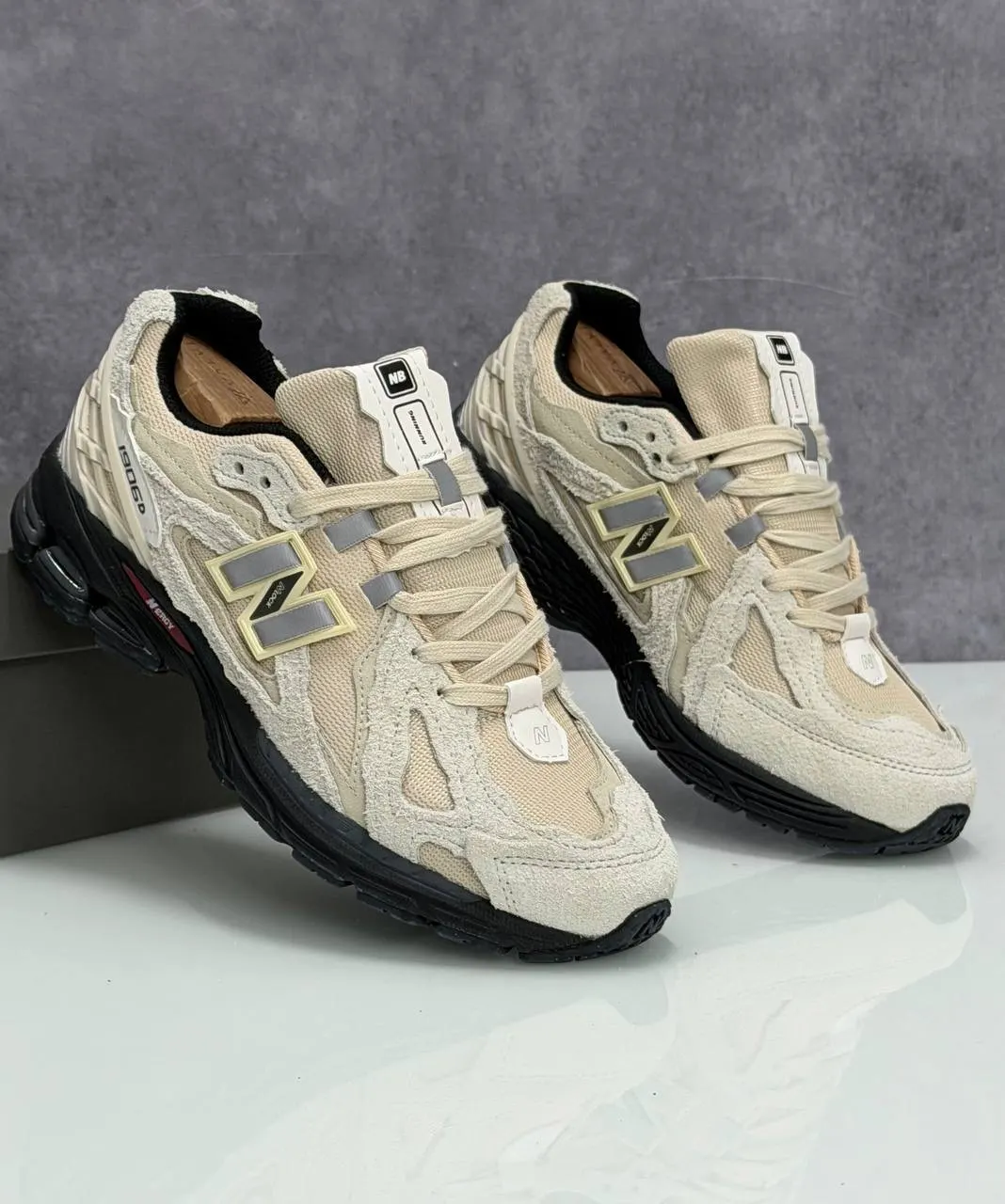 New Balance 1906D