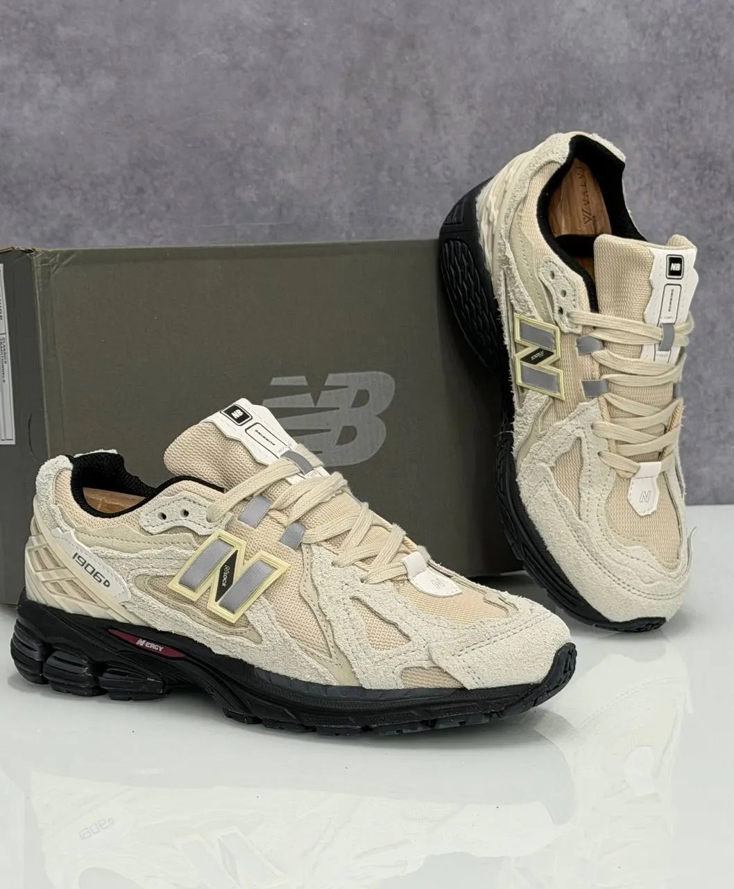 New Balance 1906D
