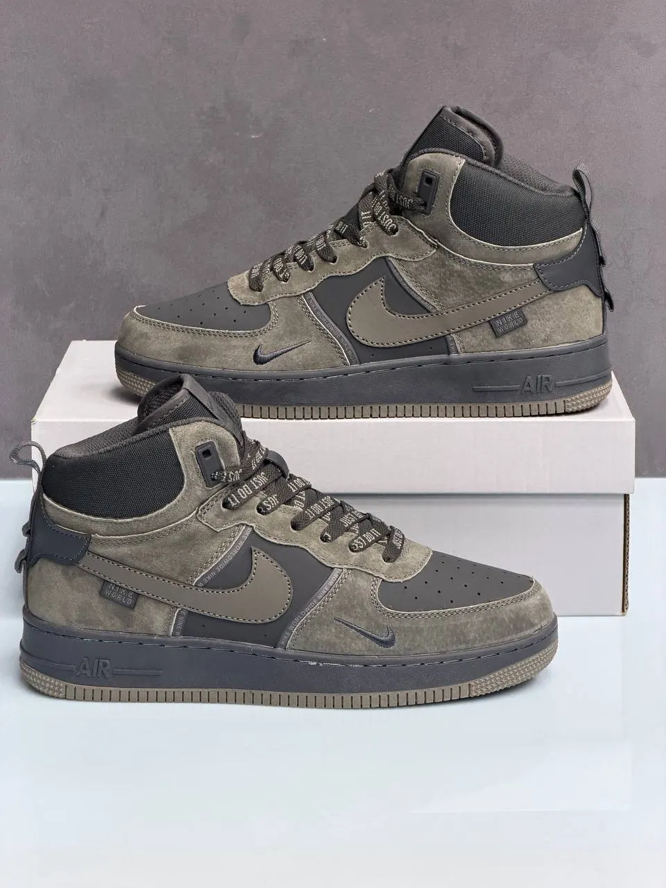Nike Air Force 1 Mid с мехом