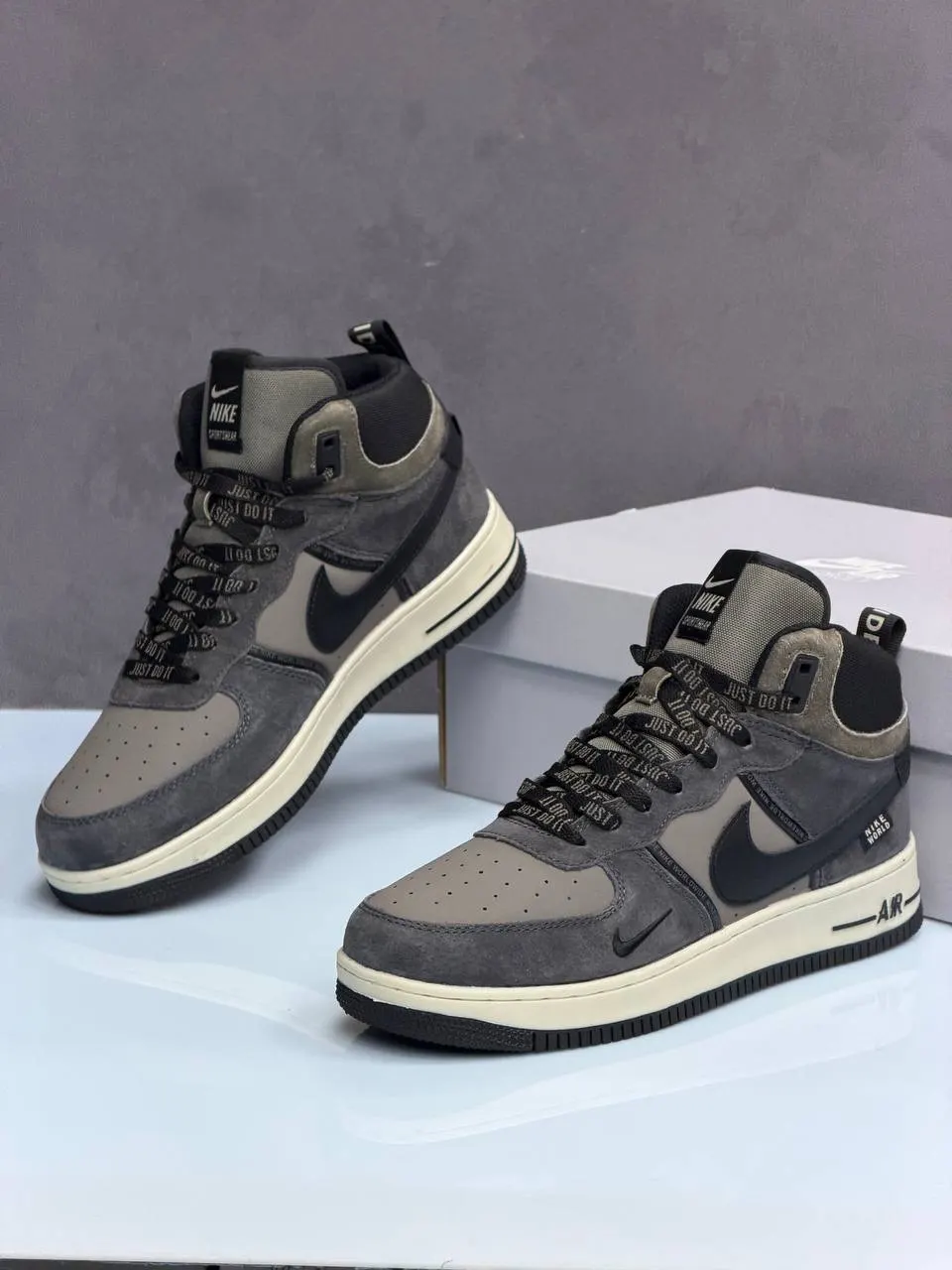 Nike Air Force 1 Mid