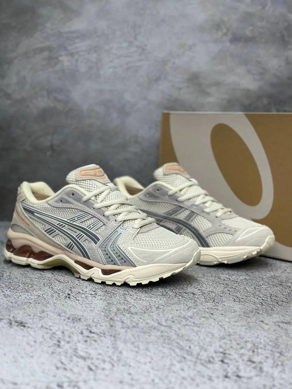 Asics Gel-Kayano 14