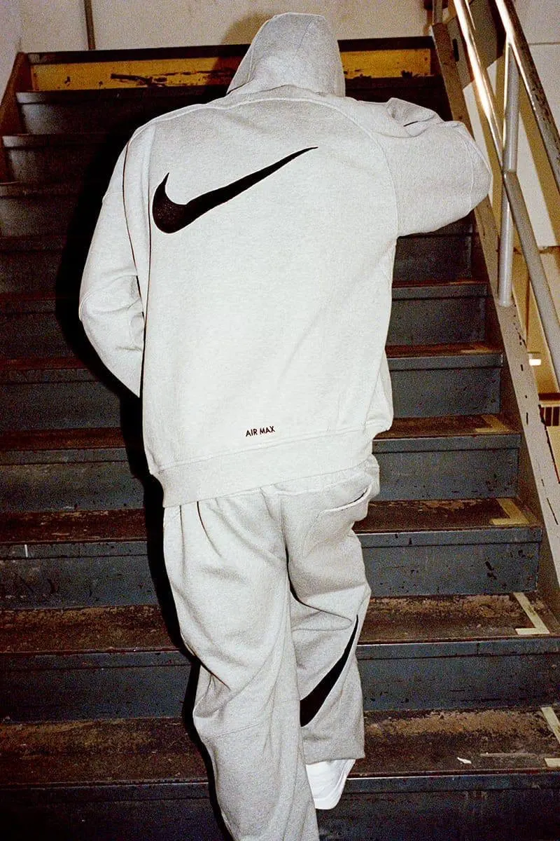 Nike Supreme x Air Max Zip Up Hooded Sweatshirt