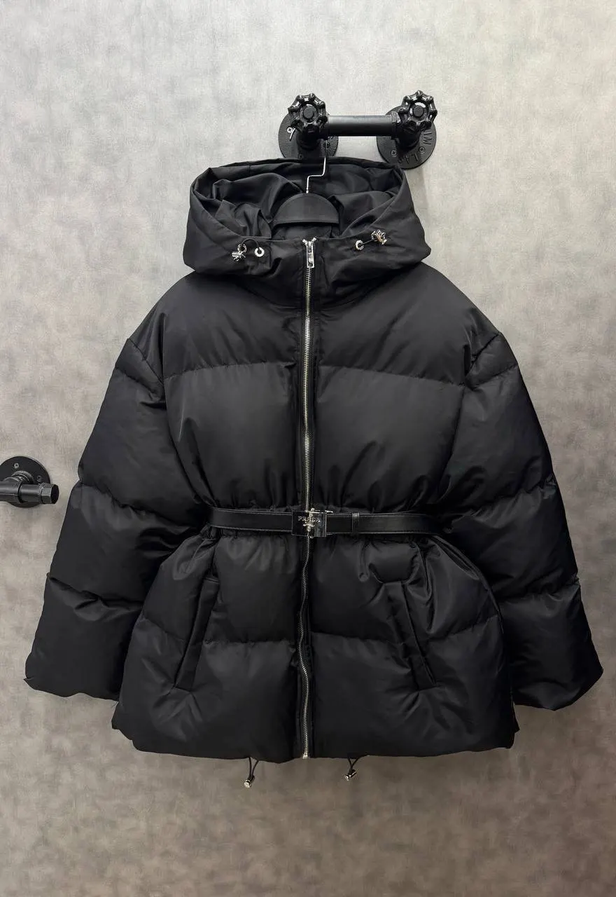 Prada Куртка с капюшоном и поясом