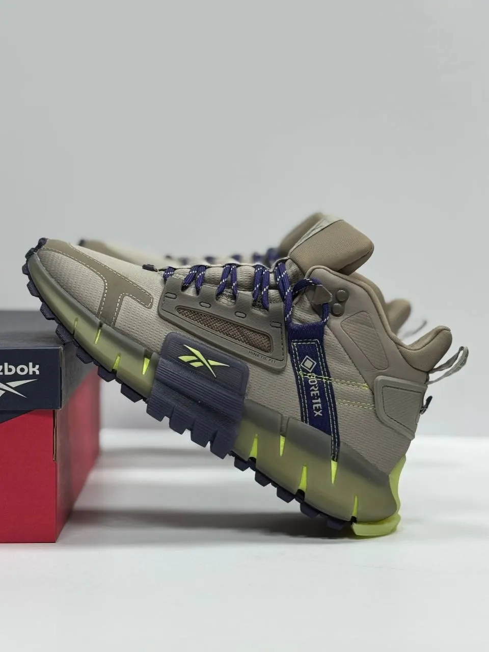 Reebok Zig Kinetica 2 Edge Gore-Tex