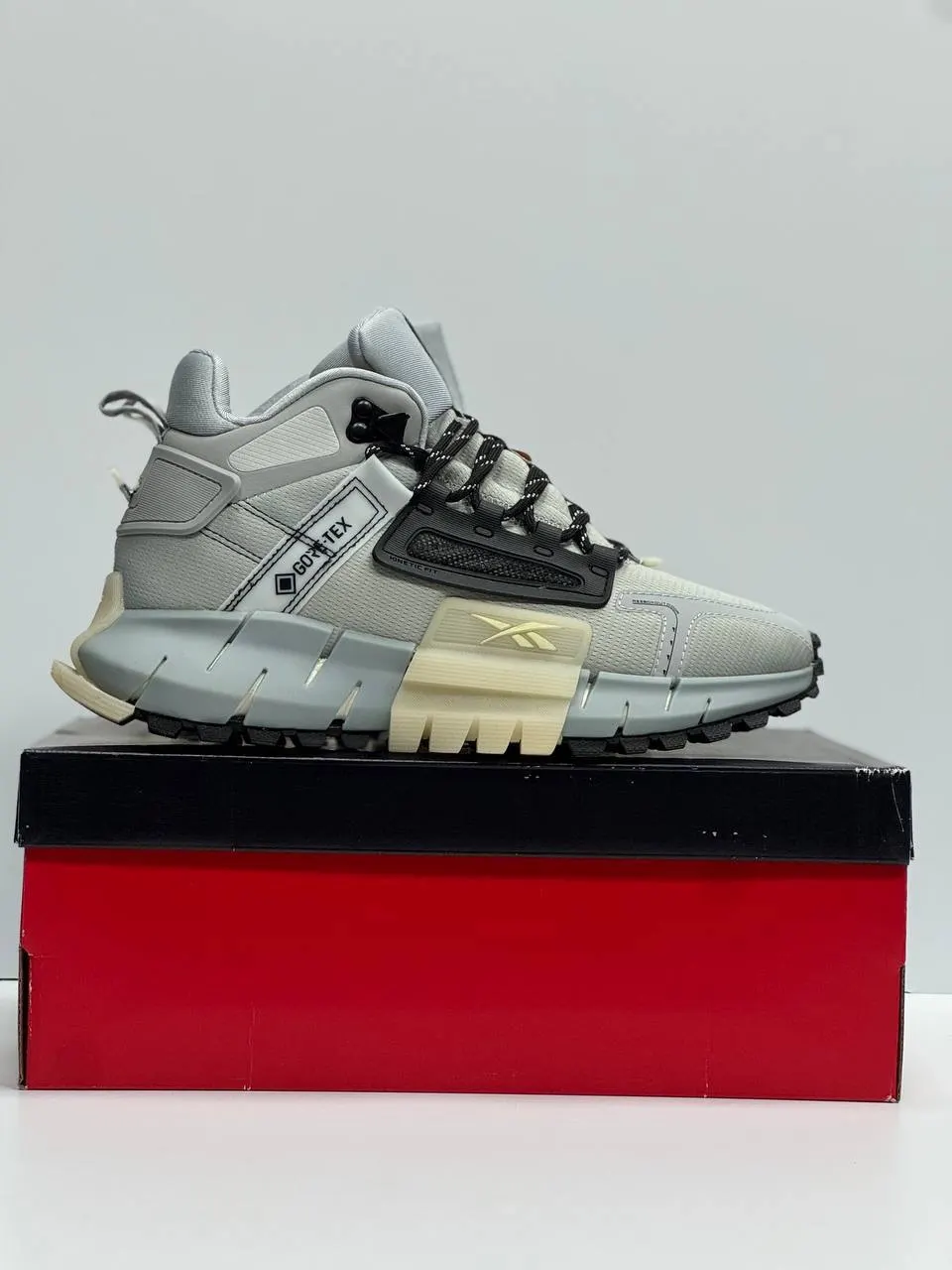Reebok Zig Kinetica 2 Edge Gore-Tex
