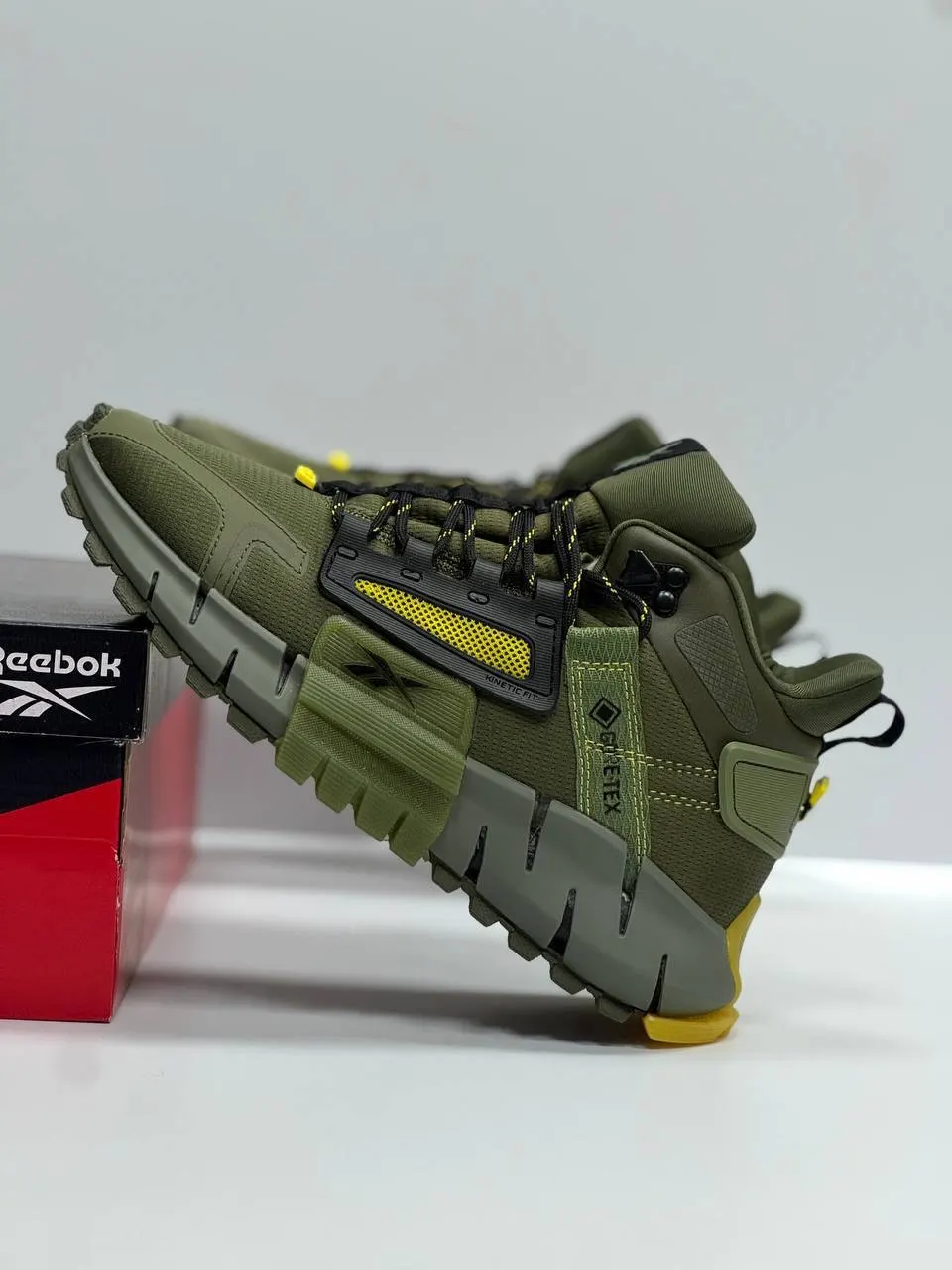 Reebok Zig Kinetica 2 Edge Gore-Tex