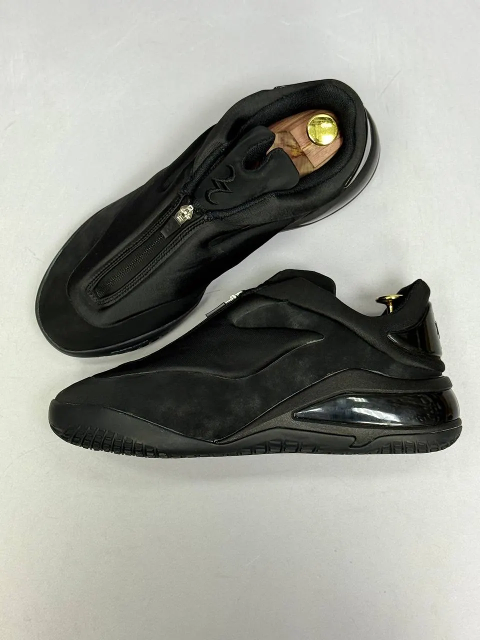 Converse SHAI 001