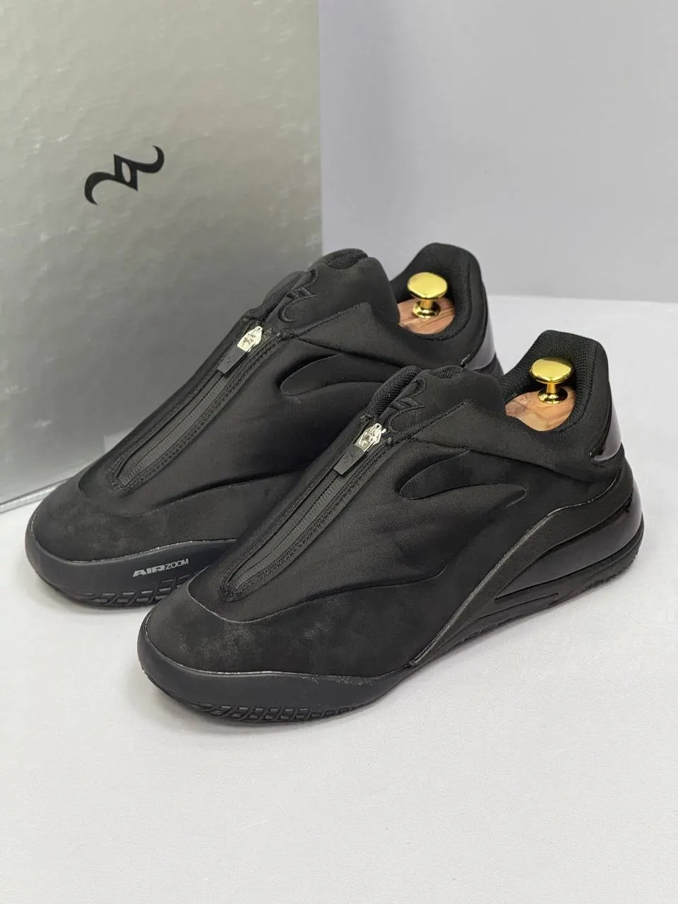 Converse SHAI 001