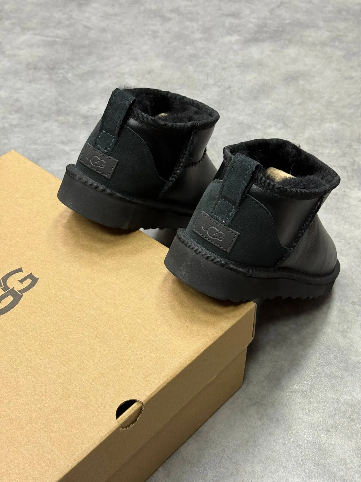 UGG Classic Mini Leather