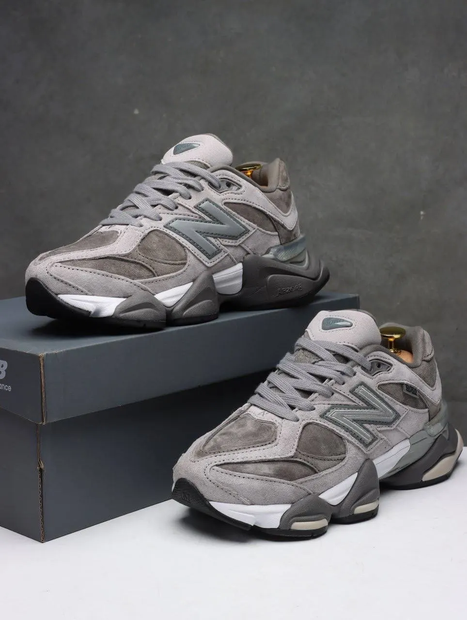 New Balance 9060