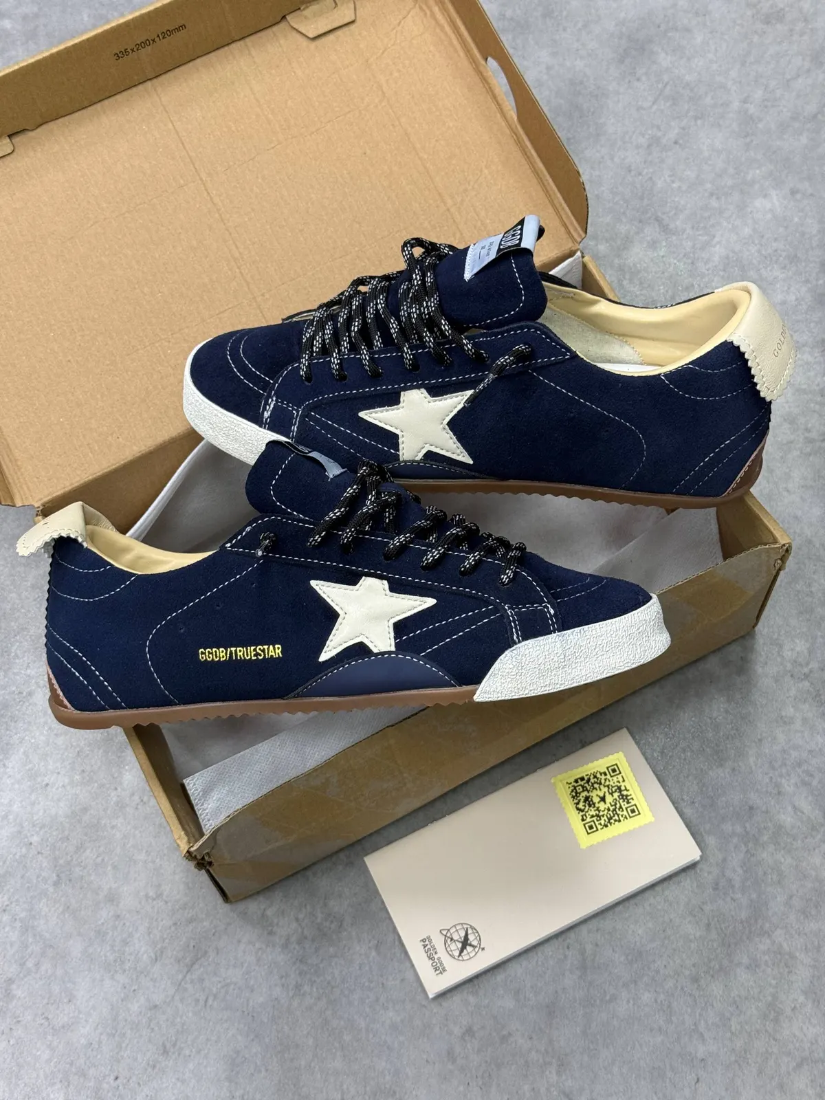 Golden Goose Ballstar