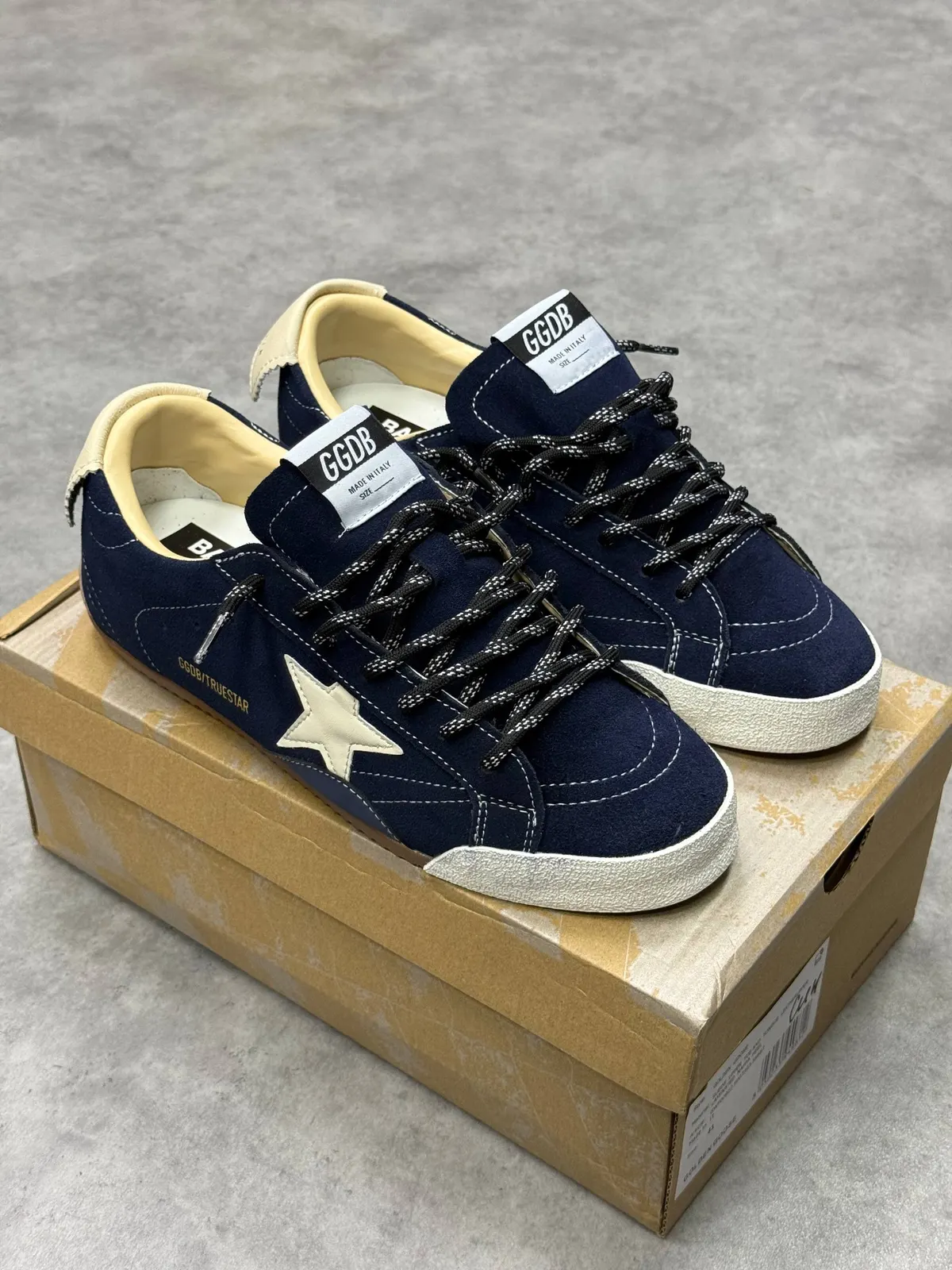 Golden Goose Ballstar