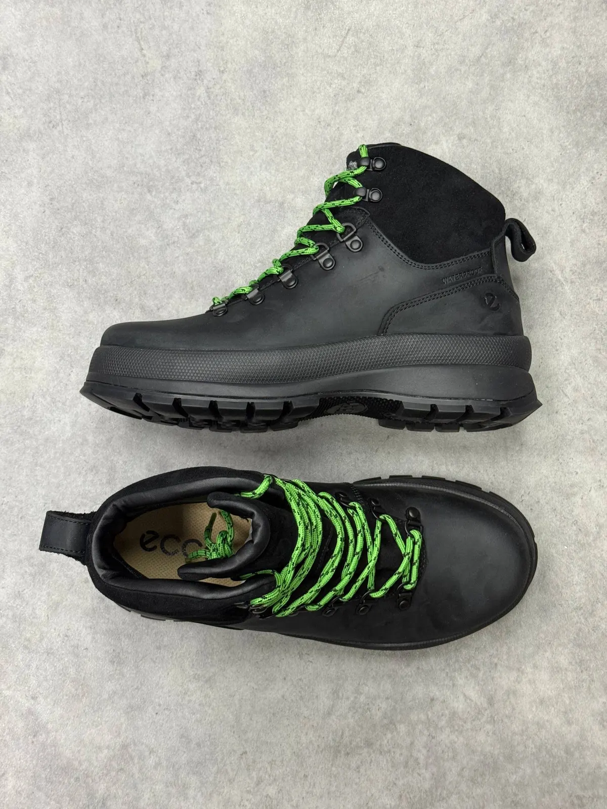 Ecco Track 30 M