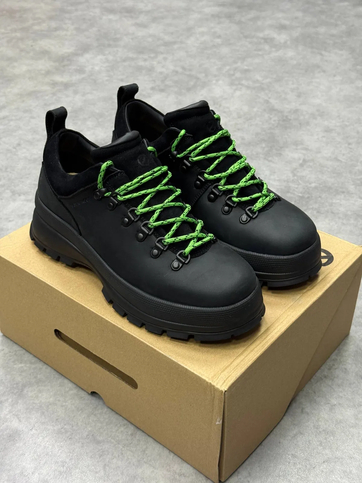 Ecco Track 30 M