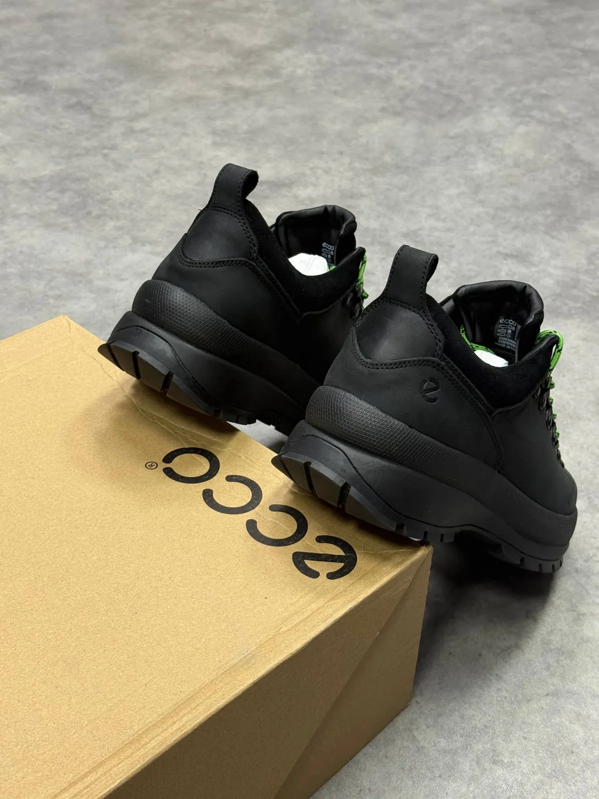 Ecco Track 30 M