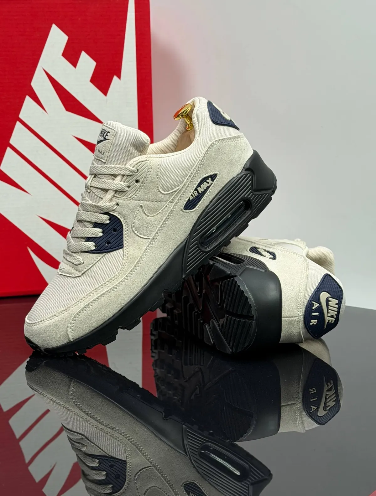 Nike Air Max 90