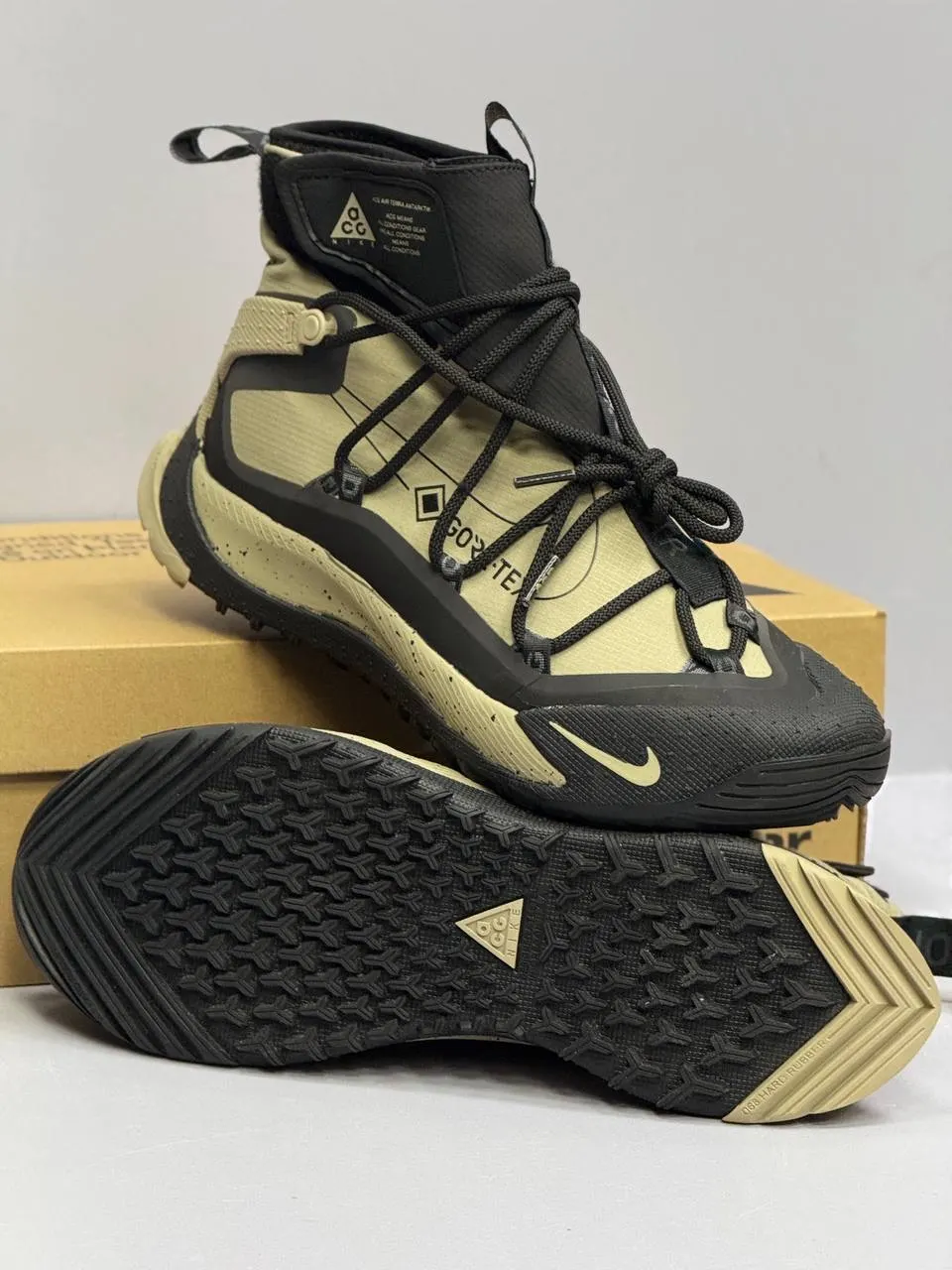 Nike ACG Terra Antarktik