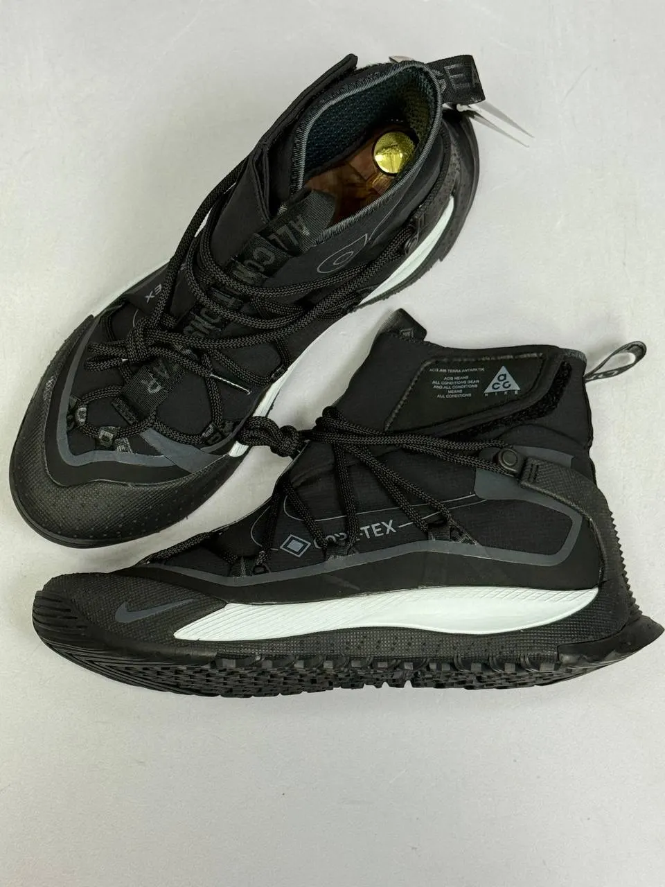 Nike ACG Mountain Fly Gore-Tex